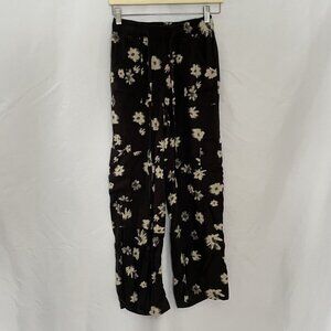 Urban Outfitters XS Black Floral Patterned Relaxed Fit Pants With Pockets